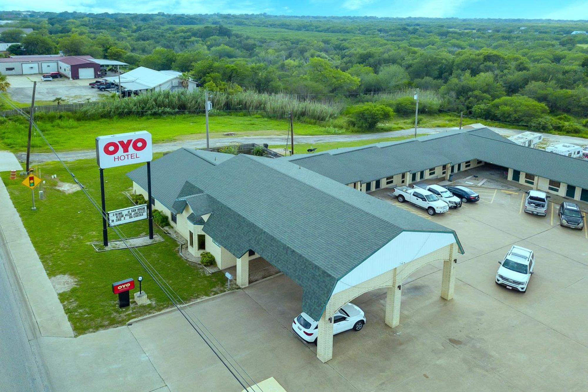 Three Rivers Executive Inn & Suites By Oyo Buitenkant foto