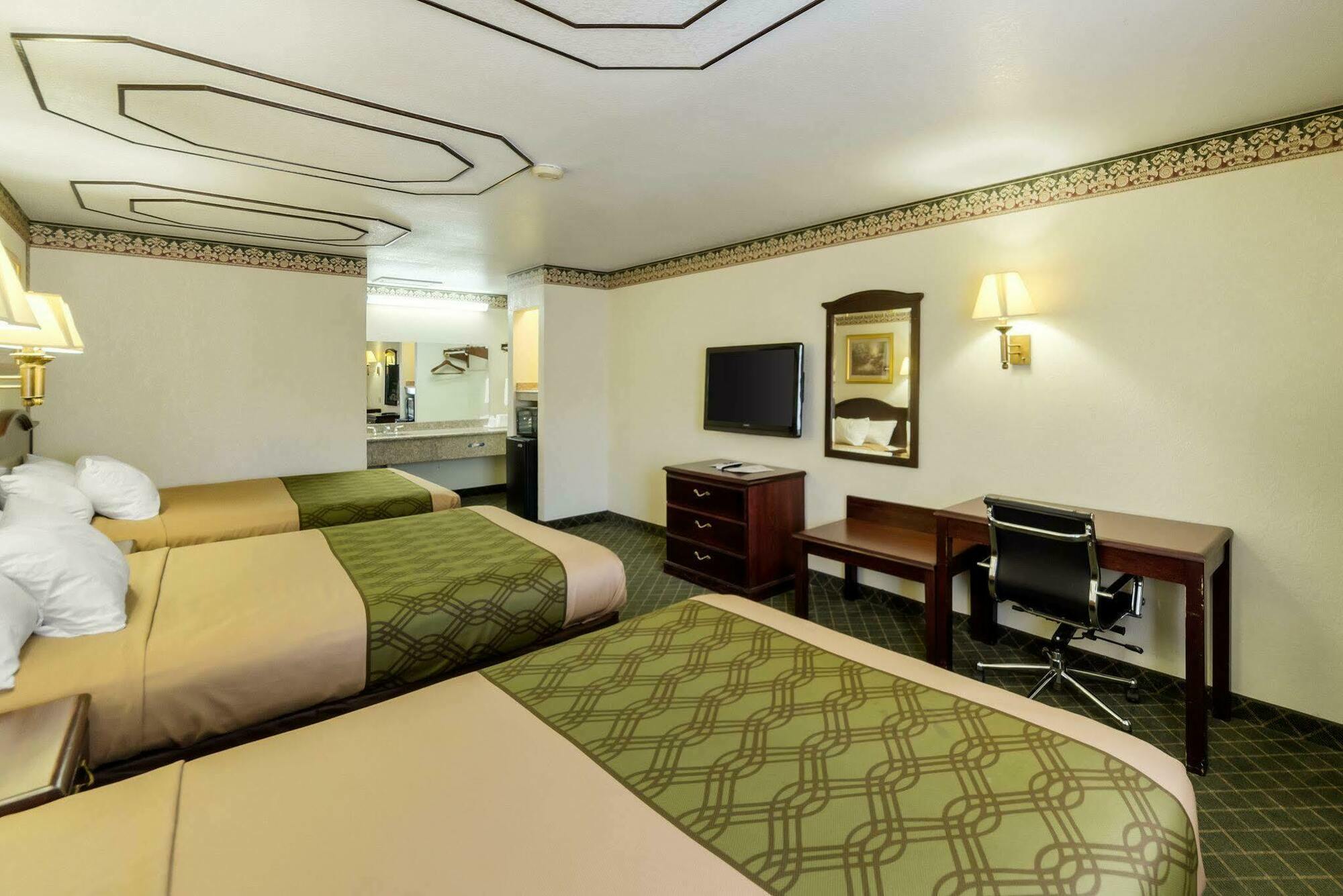 Three Rivers Executive Inn & Suites By Oyo Buitenkant foto