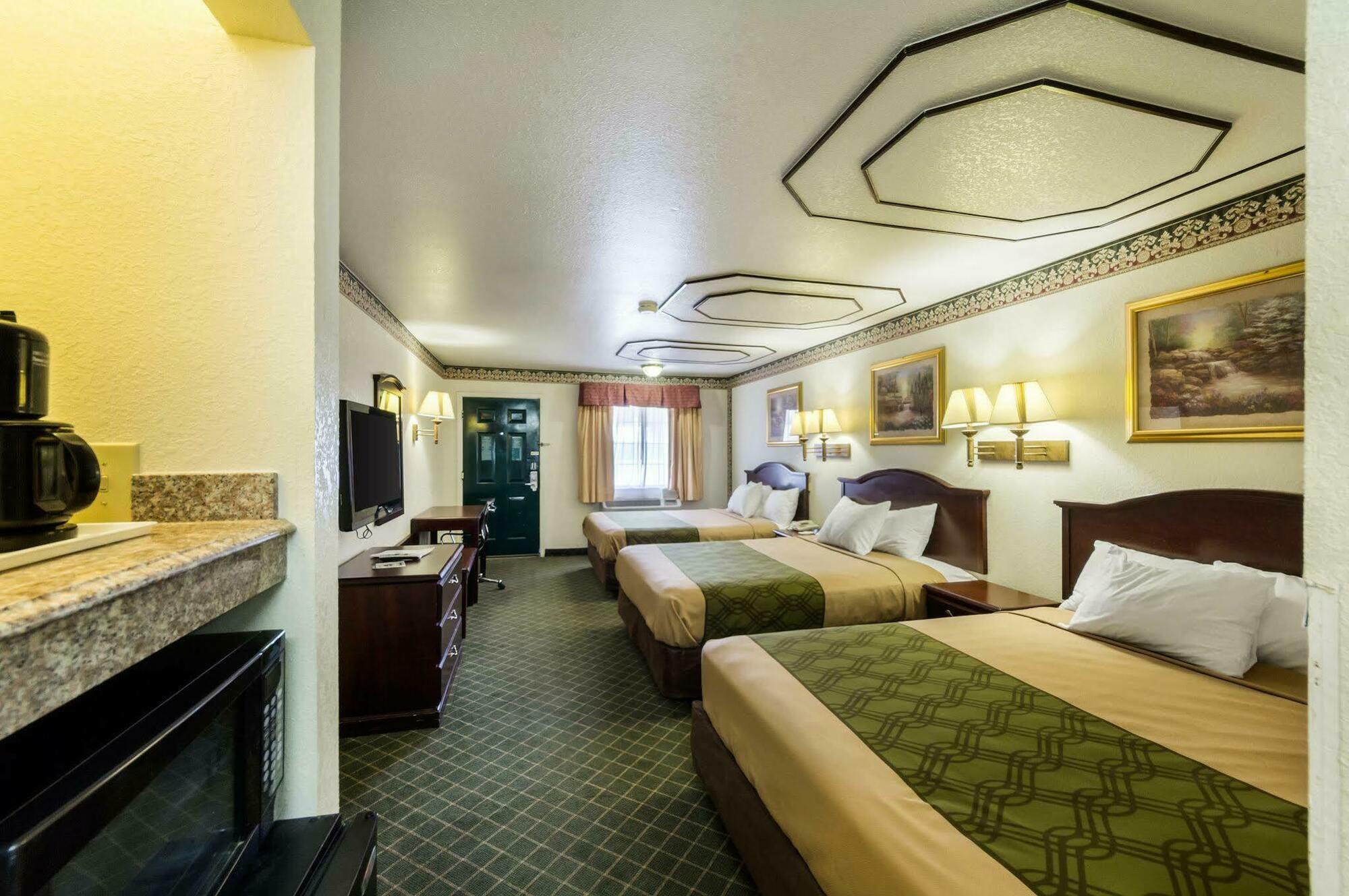 Three Rivers Executive Inn & Suites By Oyo Buitenkant foto